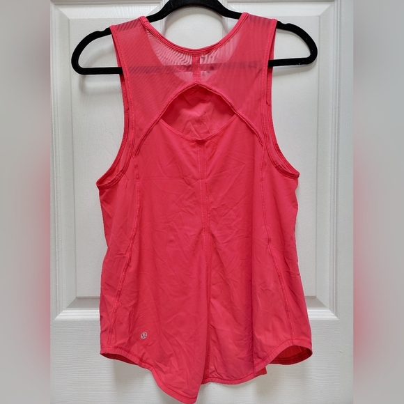 Lululemon Sculpt Tank Top Guava Pink No Size Tag But 17 in Pit to Pit Activewear - Picture 2 of 3
